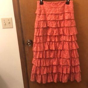 Lace ruffle skirt💕